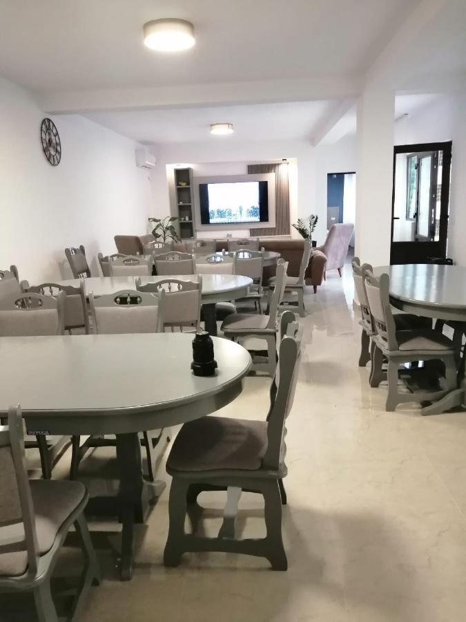 La Roby Si Niko Hotell Dubova Exteriör bild