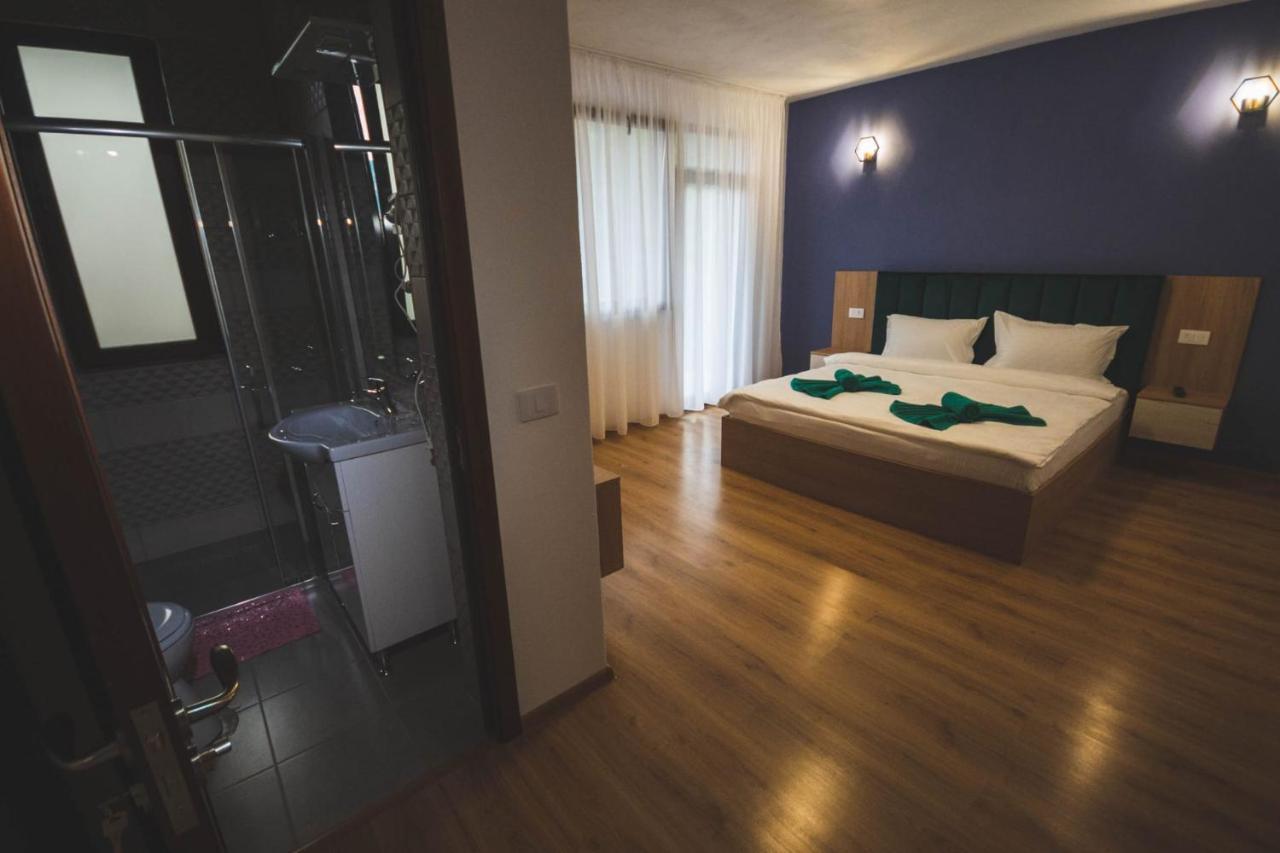 La Roby Si Niko Hotell Dubova Exteriör bild